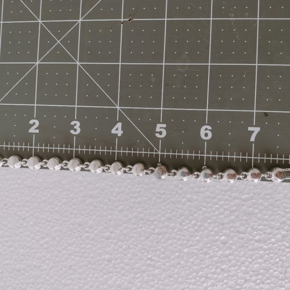 Avon SAQ Statement Tennis Bracelet Bling Rhinestone Crystal Silver Tone 7.5" - Picture 6 of 9